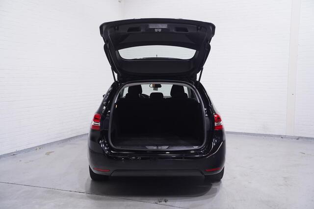 Peugeot 308 1.5 HDI Active Pack Navi Cruise Control Apple/Android Carplay PDC Achter LMV '16'