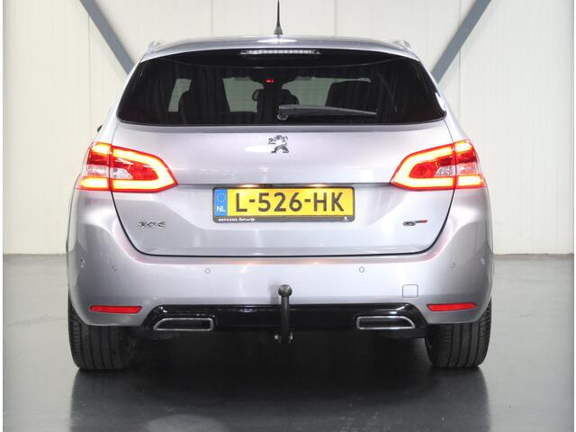 Peugeot 308 SW 130PK HDi GT | AppleCarPlay/AndroidAuto | Glazendak | Navigatie | Cruise Control | Climate Control | Camera | Massage | Keyless | LEER | Stoelverwarming | Privacy Glass | Isofix | Trekhaak |