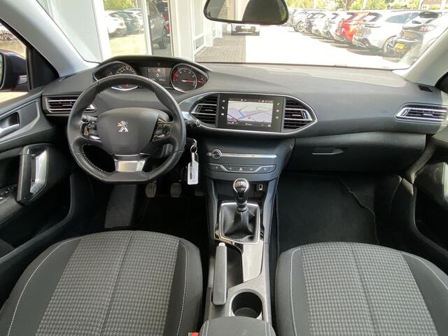 Peugeot 308 SW 1.2T 110pk Blue Lease Executive | Panoramadak | Achteruitrijcamera | Apple Carplay/Android Auto | Weinig kilometers | Nette staat
