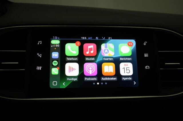 Peugeot 308 SW 1.2 PureTech Executive - Carplay, Panorama, Cruise