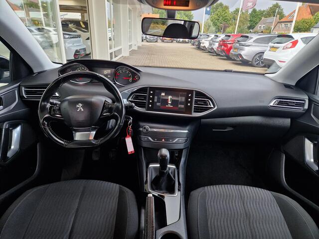 Peugeot 308 SW 1.2 PureTech Blue Lease | Trekhaak | Navi | Airco & Cruise Control |