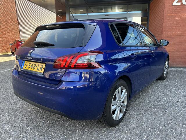 Peugeot 308 1.2 PureTech Blue Lease Executive PERFECT ONDERHOUDEN!! // NAVI + CARPLAY // PANO-DAK // CLIMA // PDC V+A // TREKHAAK!!