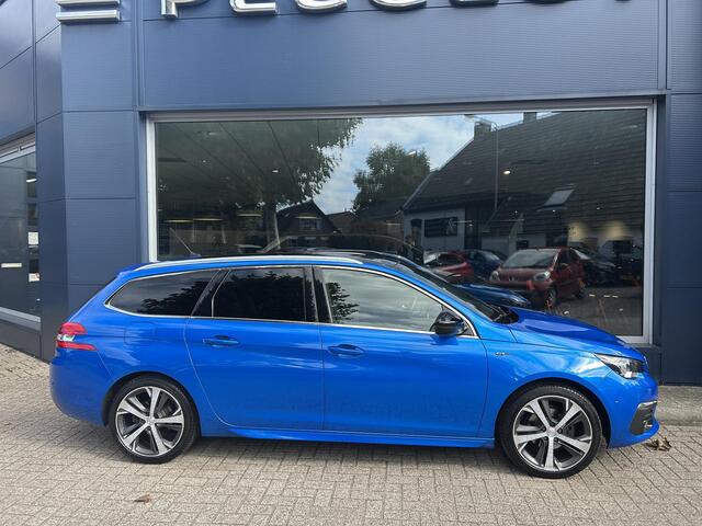 Peugeot 308 1.2 Turbo 130PK GT-line | Panoramadak | Denon HiFi | Trekhaak 1400KG | Alcantara Bekleding + Massage | Stoelverwarming | Navigatie | Keyless Entry | Dode Hoek Bewaking | Climate Control | Cruise Control | 18 Inch Lichtmetalen Velgen |