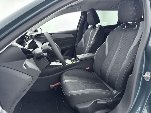 Peugeot 308 SW 1.2 136PK Automaat Hybrid Allure | AppleCarPlay/AndroidAuto | 17"LMV | AGR Stoel | Navigatie | Adaptive Cruise Control | Climate Control | 360'Camera | Keyless entry | Stof/Leer | Privacy Glass | Isofix |