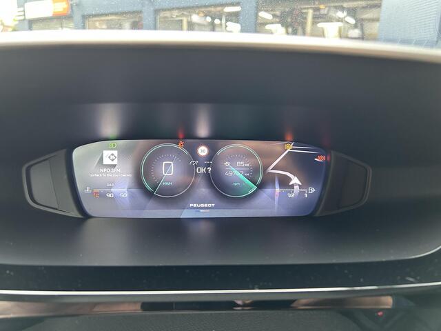Peugeot 308 SW 1.2 Turbo 130 PK Allure | Trekhaak 1250KG | AGR Stoel | Navigatie | Full LED Verlichting | Keyless entry/start | Achteruitcamera | Stoelverwarming | Cruise control | Draadloos apple carplay/android auto.