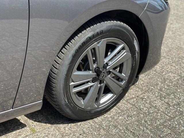 Peugeot 308 1.2 SW PureTech Allure '' Allseason banden - Camera - Infotainmentsystem ''