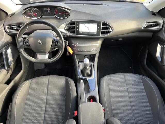 Peugeot 308 SW 1.6 BlueHDI Blue Lease Executive PANO DAK LED NAVI CRUISE ECC TREKHAAK