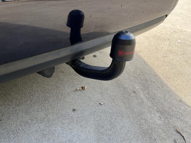 Peugeot 308 SW 1.6 BlueHDI Blue Lease Executive PANO DAK LED NAVI CRUISE ECC TREKHAAK