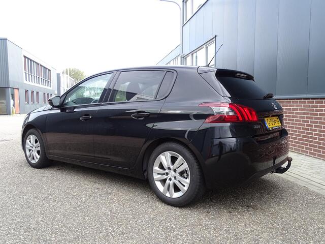 Peugeot 308 1.2 PureTech Blue Lease Executive 6-BAK| PANORAMADAK| MULTIMEDIA| NAVIGATIE| AIRCO| CRUISECONTROL| PARKEERSENSOREN| TREKHAAK