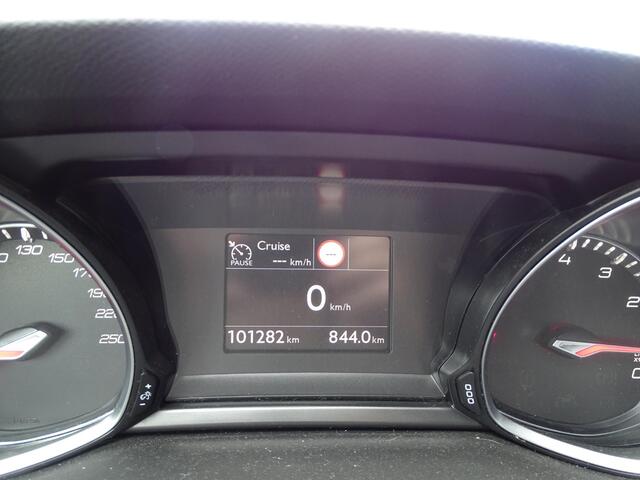 Peugeot 308 1.2 PureTech Blue Lease Executive 6-BAK| PANORAMADAK| MULTIMEDIA| NAVIGATIE| AIRCO| CRUISECONTROL| PARKEERSENSOREN| TREKHAAK