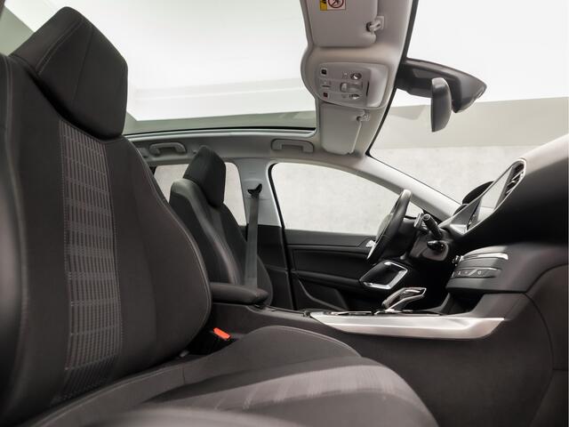 Peugeot 308 SW 1.2 PureTech Premium Sport Automaat (PANORAMADAK, APPLE CARPLAY, GROOT NAVI, 360 CAMERA, SPORTSTOELEN, TREKHAAK, ADAPTIVE CRUISE, GETINT GLAS, NIEUWE APK, NIEUWSTAAT)