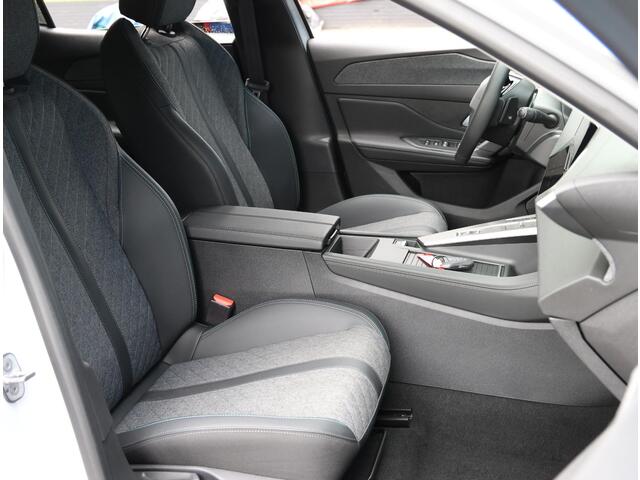 Peugeot 408 1.2 Hybrid 136PK e-DCS6 Allure | AUTOMAAT | AppleCarplay/AndroidAuto | Navigatie | Achteruitrijcamera | Parkeersensoren | FULL LED | Keyless Entry/Start | Adaptieve Cruise Control | Privacy Glass |