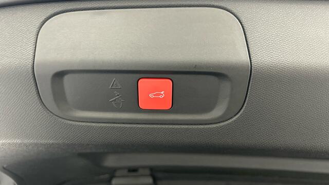 Peugeot 408 1.6 HYBRID 225PK GT EAT8 | Navi | 360 camera | LED Matrix | El. achterklep