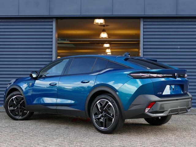 Peugeot 408 1.2 Hybrid 145 e-DCS6 GT | NIEUW | Uit voorraad leverbaar! | 360° Camera | Matrix LED | Alcantara pakket | Stoelverwarming | Memory | Keyless | Elektrische achterklep | 19'' LM velgen