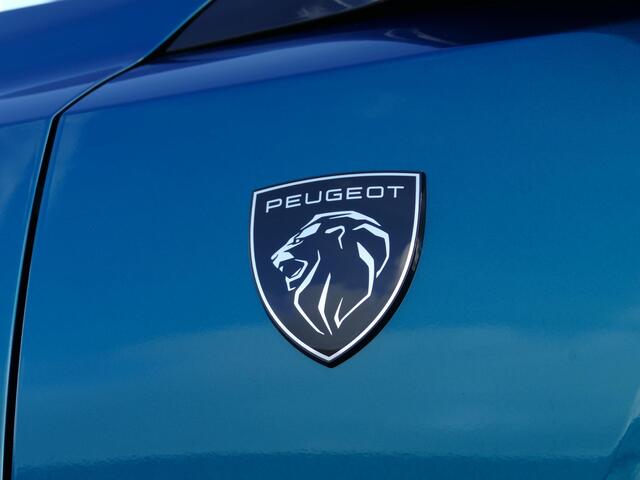 Peugeot 408 1.2 Hybrid 145 e-DCS6 GT | NIEUW | Uit voorraad leverbaar! | 360° Camera | Matrix LED | Alcantara pakket | Stoelverwarming | Memory | Keyless | Elektrische achterklep | 19'' LM velgen