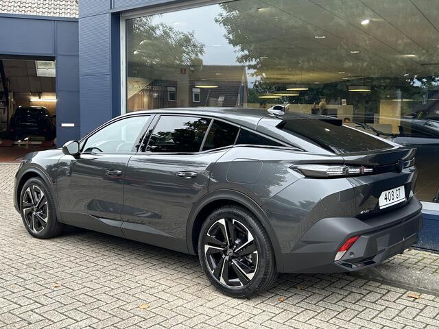 Peugeot 408 1.6 HYbrid Allure Pack 180 EAT8 | Automaat | Volledig Zwart Leder | Navigatie | Afneembare Trekhaak | All Season banden | Digitaal Dashboard | Dode Hoek Bewaking | LED Verlichting | Draadloze Telefoonlader