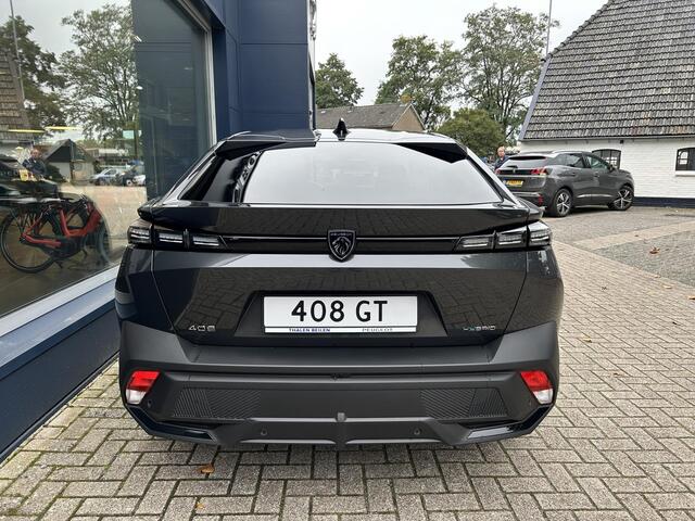 Peugeot 408 1.6 HYbrid Allure Pack 180 EAT8 | Automaat | Volledig Zwart Leder | Navigatie | Afneembare Trekhaak | All Season banden | Digitaal Dashboard | Dode Hoek Bewaking | LED Verlichting | Draadloze Telefoonlader