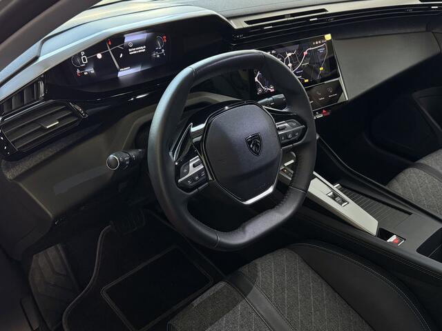 Peugeot 408 ALLURE 130 PK EAT8 NAVI 180. CAMERA LED HALF LEER