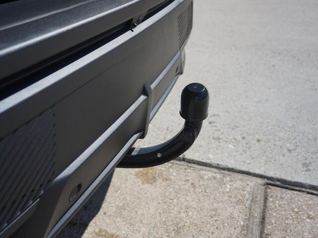 Peugeot 408 1.6 HYbrid 225 EAT8 GT