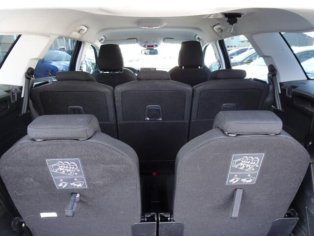 Peugeot 5008 1.2 PureTech Executive 7-Pers