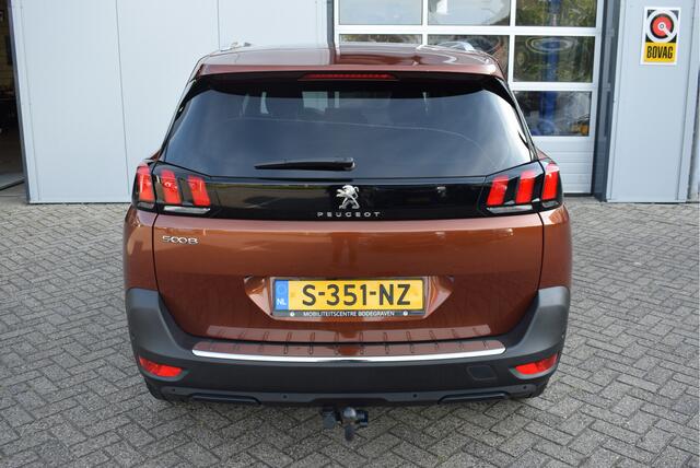 Peugeot 5008 1.2 PureTech Allure Pack Business | Trekhaak | Automaat | 7-persoons