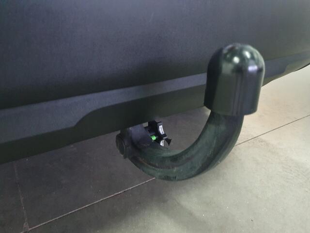 Peugeot 5008 1.2 PureTech Allure Pack Business NAVI/CRUISE/TRHAAK/CLIMA/LMV