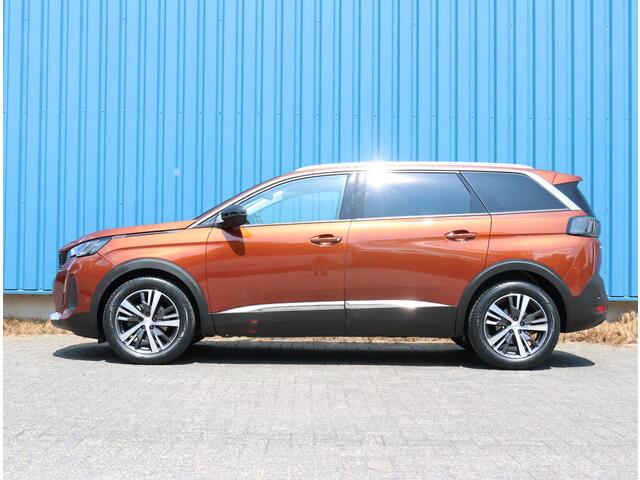 Peugeot 5008 130PK Allure Pack | AppleCarPlay/AndroidAuto | Cruise Control | Climate Control | FULL LED | Trekhaak | 7 persoons | Stoelverwarming | Navigatie | AUTOMAAT |