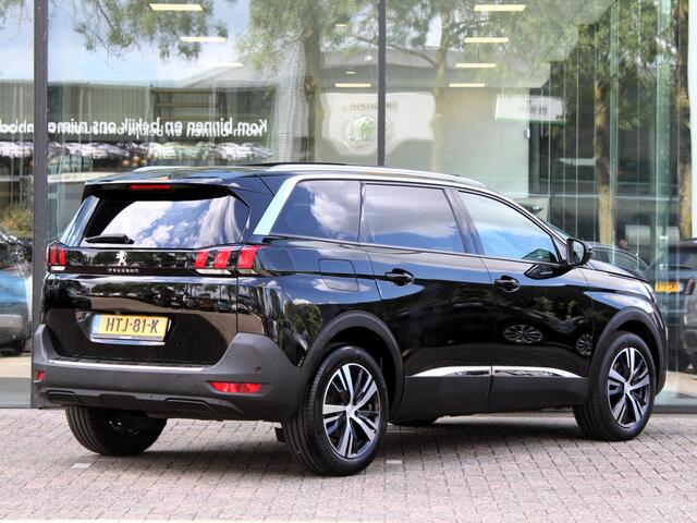 Peugeot 5008 1.2 PureTech Allure Automaat | Navi / Panoramadak / Camera