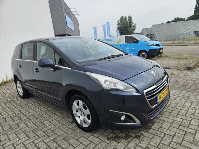 Peugeot 5008 1.2 PureT. Style 5p.