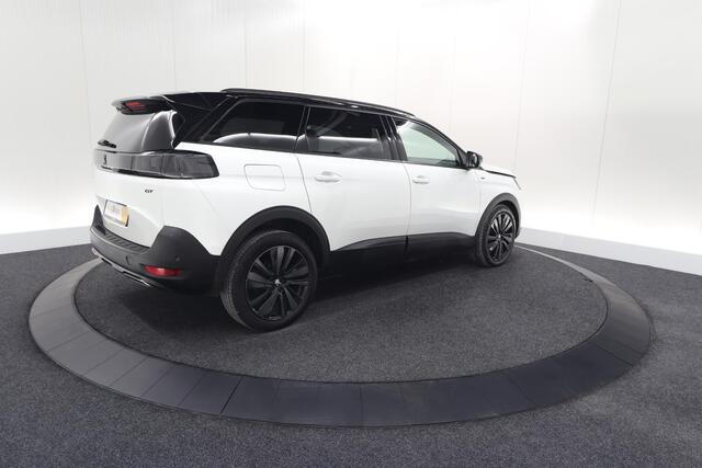 Peugeot 5008 PureTech 130 EAT8 GT Black Pack | Panoramadak | 360 Camera | FOCAL® | Adaptieve Cruise Control