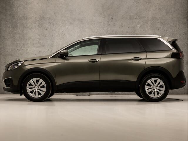 Peugeot 5008 1.2 PureTech Sport 7 Persoons (APPLE CARPLAY, GROOT NAVI, PARKEERSENSOREN, SPORTSTOELEN, GETINT GLAS, CRUISE, NIEUWSTAAT)
