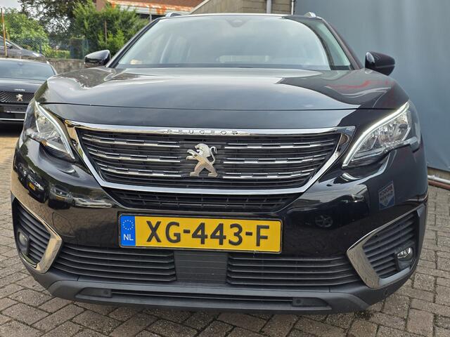 Peugeot 5008 1.2 Executive 7 ZITTER NAVI TEL AUTOMAAT LEER APPLE CARPLAY