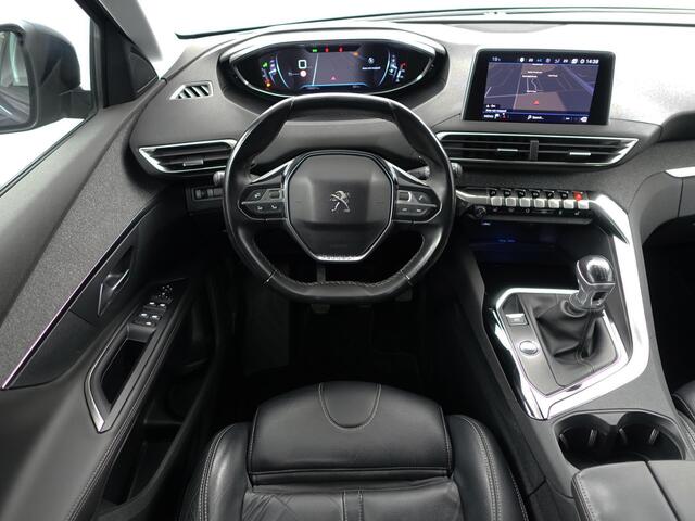 Peugeot 5008 1.2 PureTech Premium GT Line- 7 Pers, Panodak, Memory, Sfeerverlichting, 360 Camera, Lane Assist, Keyless