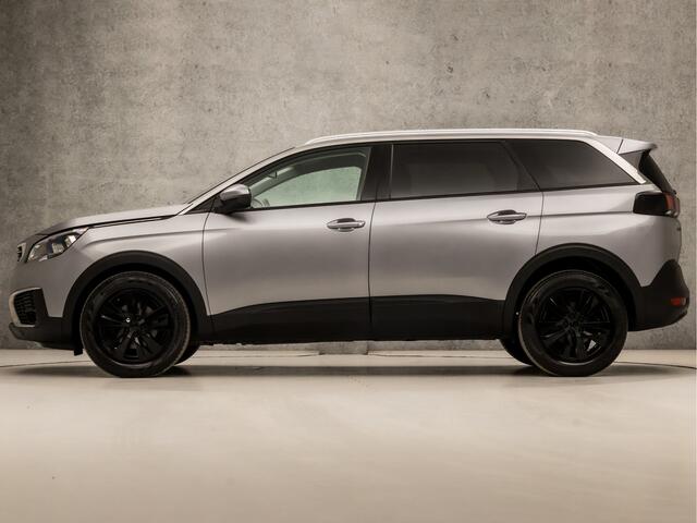 Peugeot 5008 1.2 PureTech Sport 7 Persoons Automaat (APPLE CARPLAY, GROOT NAVI, GETINT GLAS, PARKEERSENSOREN, SPORTSTOELEN, CRUISE, LANE ASSIST, NIEUWE APK, NIEUWSTAAT)