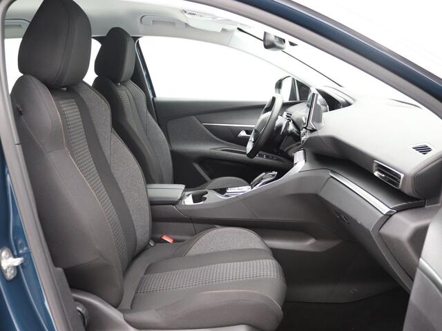 Peugeot 5008 1.2 PureTech Active Pack Buss. Automaat 7p./Camera/Trekh.