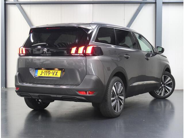Peugeot 5008 130PK Premium Avantage | AUTOMAAT | AppleCarPlay/AndroidAuto | Cruise Control | Climate Control | Camera | LED | 7 PERSOONS! | Navigatie | Isofix | Privacy Glass | Parkeersensoren | Elektrische Klep |