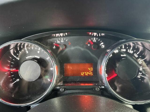 Peugeot 5008 1.2 PureTech Style 7p. Trekhaak | Cruise | Navi | Achteruitrijcamera | NAP