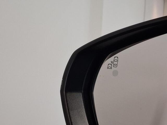 Peugeot 5008 1.2 Turbo 130pk GT-Line 5 Zitter | Navigatie | Elektrisch Panoramadak | Achteruitrijcamera | Handsfree Kofferklep | Keyless Entry | Apple Carplay/Android Auto |