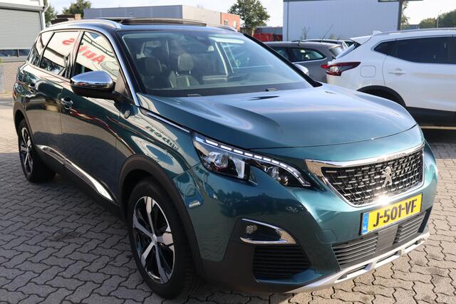 Peugeot 5008 1.2 PureTech Crossway Virtual Cockpit, 7 Persoons, Navigatie, Apple Carplay, Camera, Panoramadak, Cruise control