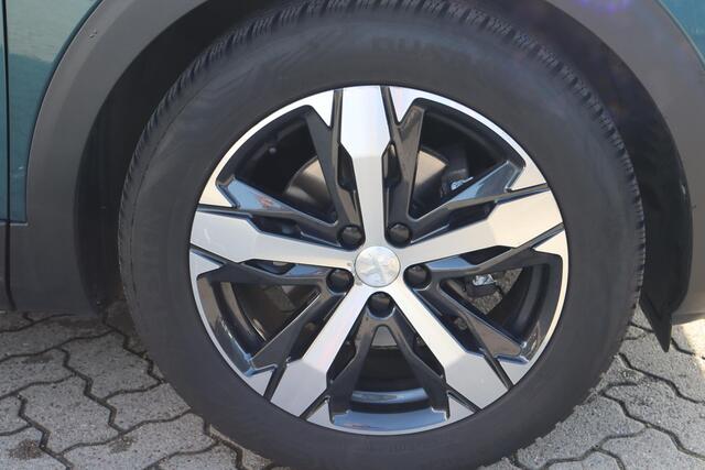 Peugeot 5008 1.2 PureTech Crossway Virtual Cockpit, 7 Persoons, Navigatie, Apple Carplay, Camera, Panoramadak, Cruise control