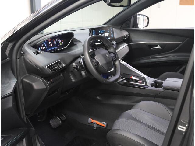 Peugeot 5008 1.2 Hybrid 136PK Allure Pack Business | AppleCarPlay/AndroidAuto | Adaptive Cruise Control | Climate Control | Camera | LED | 7 PERSOONS! | Navigatie | Isofix | Privacy Glass | Parkeersensoren |