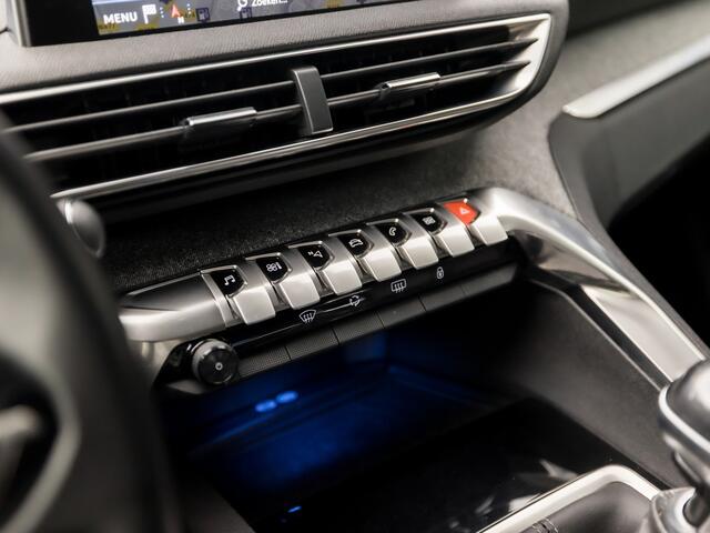 Peugeot 5008 1.2 PureTech Sport 7 Persoons (APPLE CARPLAY, GROOT NAVI, 360 CAMERA, LEDER, GETINT GLAS, SPORTSTOELEN, CRUISE, DAB+, PARKEERSENSOREN, LANE ASSIST, NIEUWSTAAT)