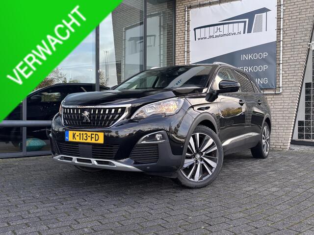 Peugeot 5008 1.2 PureTech*ECC*NAVI*ACC*CAM*CARPLAY*