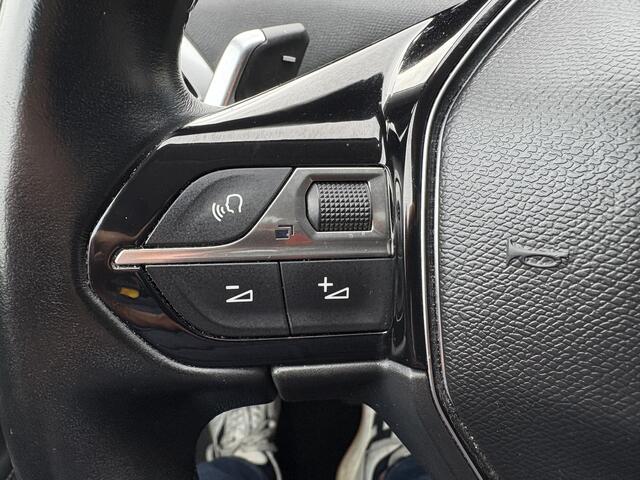 Peugeot 5008 1.6 PureTech, pano, camera, cruise, climate, 7 persoons