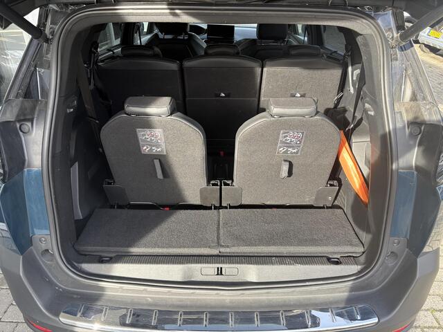Peugeot 5008 1.2 Hybrid 136 GT | Focal Audio | Elektrische Achterklep | Camera voor + Achter | Navigatie | Climate & Cruise Control | Stoelverarming |