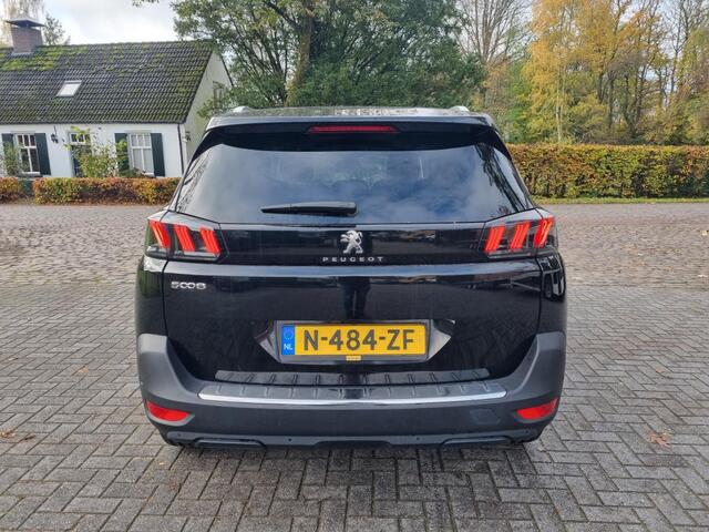 Peugeot 5008 1.2 PT Allure P.Bns