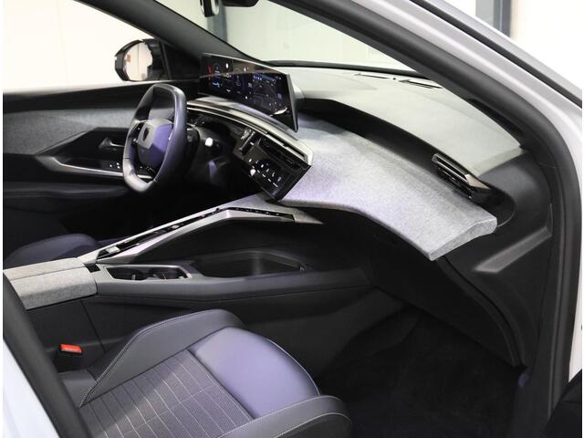 Peugeot 5008 e-5008 Allure Avantage 73 kWh 210PK | 1ste eigenaar | ACCURAPPORT | AUTOMAAT | AppleCarPlay/AndroidAuto | Adaptive Cruise Control | 360'Camera | Navigatie | Virt.Cockpit | Keyless | Isofix | Privacy Glass | Parkeersensoren |