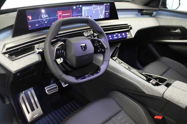 Peugeot 5008 1.2 Hybrid 145 GT |Pano| nieuw