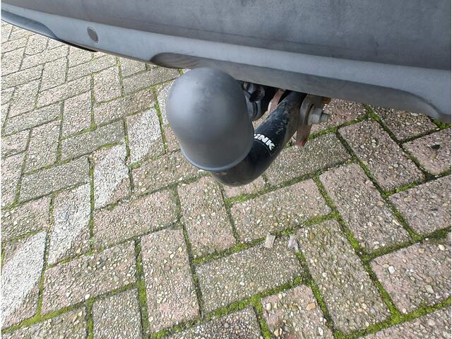 Peugeot 5008 1.6 e-THP GT-LINE AUTOMAAT 7P Luxe Leder | Dodehoeksensoren | Trekhaak