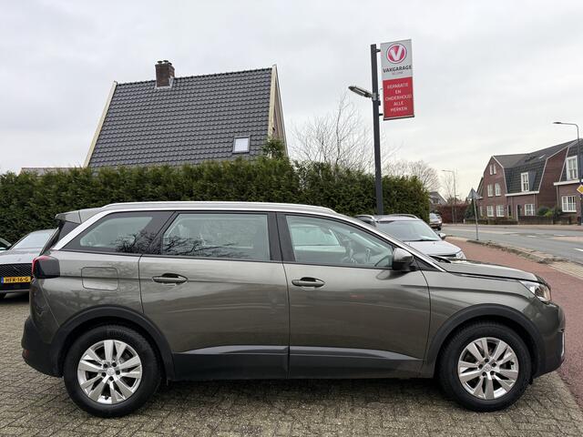 Peugeot 5008 130pk PT Executive 7p. Aut., Camera | Navi & CarPlay